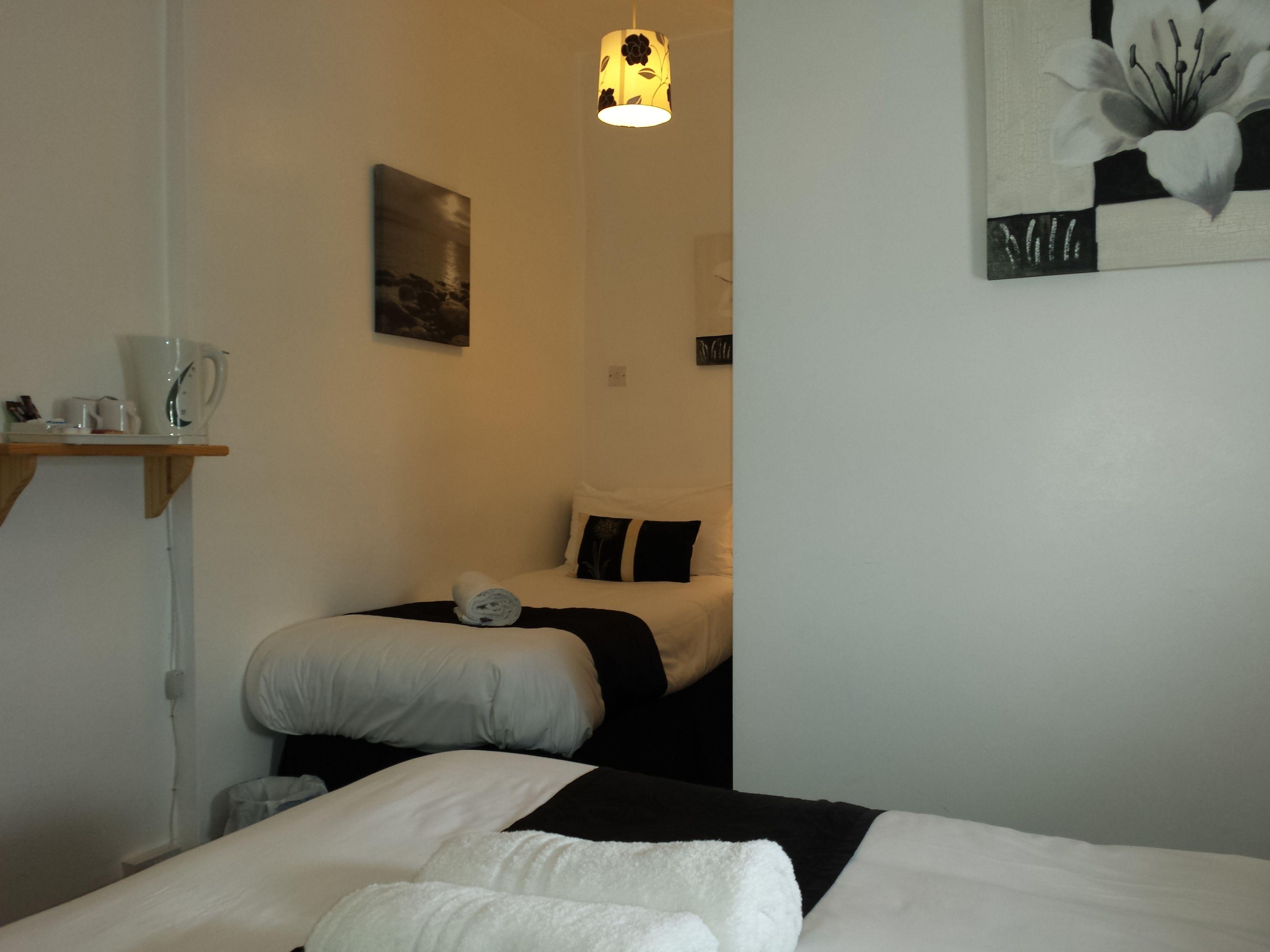 Mardonia Hotel — Photos 1